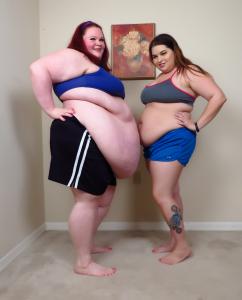 www.sydneyscreams4u.com - 277. Sydney & Tiffany Body Comparisons thumbnail