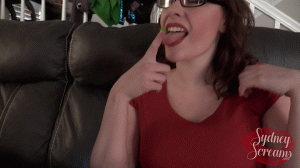 www.sydneyscreams4u.com - 1171. Sensually Feeding Miss Jane Judge thumbnail
