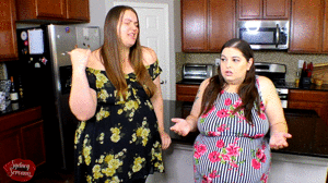 www.sydneyscreams4u.com - 1829. Voring Our Lazy Chef Roommate ft Layla Moore & Mona Flowers thumbnail